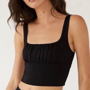 Aritzia Wilfred Free Orbit Black Tank